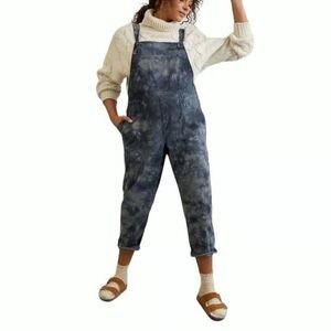Universal Thread Women's Tie-Dye Denim Bib Overalls High Waisted 8